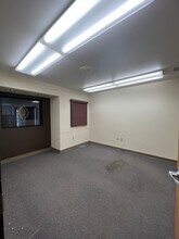 1501 S Greeley Hwy, Cheyenne, WY for rent Interior Photo- Image 2 of 13