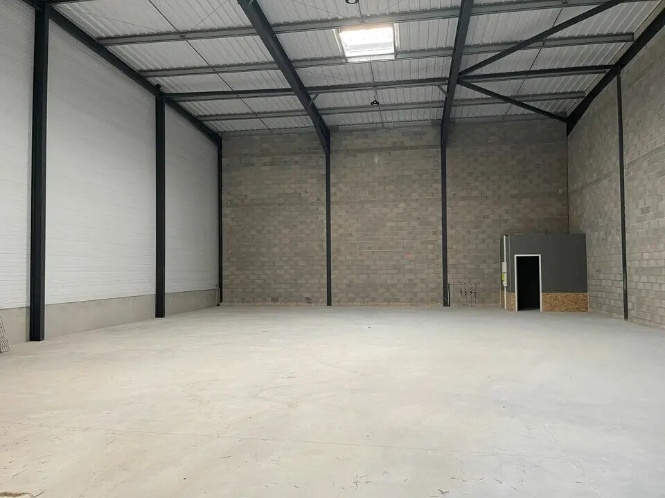 Location Local d'activités 260 m² à 510 m² - Photo 1