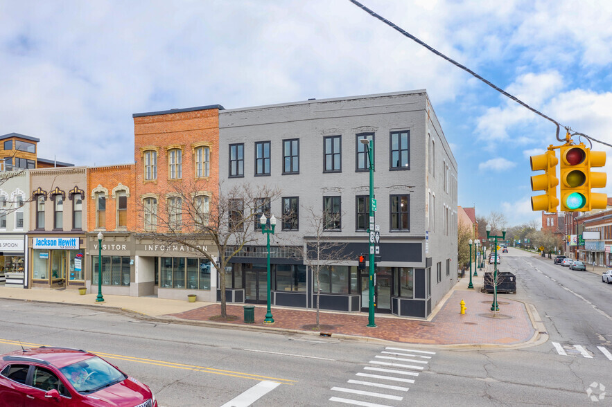 100-102 W Michigan Ave, Ypsilanti, MI for rent - Primary Photo - Image 1 of 3