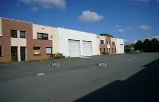 Light Industrial in Noisiel to rent Building Photo- Image 1 of 13