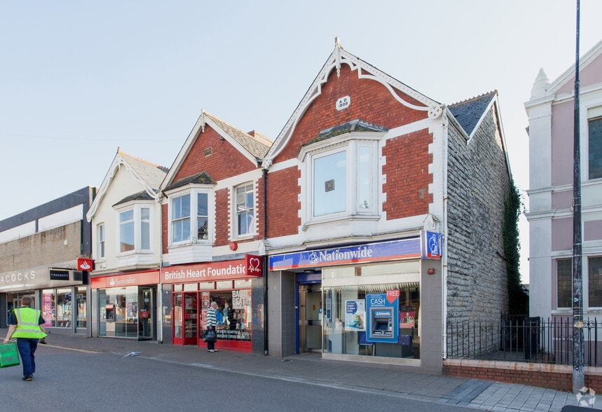 138 Holton Rd, Barry to rent - Building Photo - Image 3 of 4