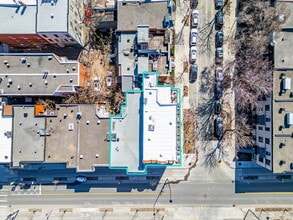 250 Av Des Pins E, Montréal, QC - AERIAL  map view - Image1