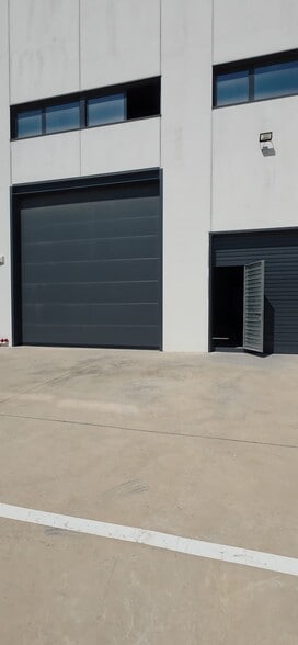 Industrial in Les Franqueses del Vallès, Barcelona to rent - Commercial Listing Video - Image 2 of 4