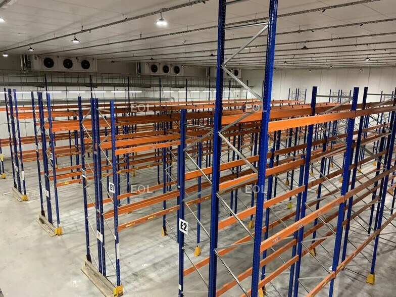 Industrial in Chilly-Mazarin to rent - Interior Photo - Image 2 of 6