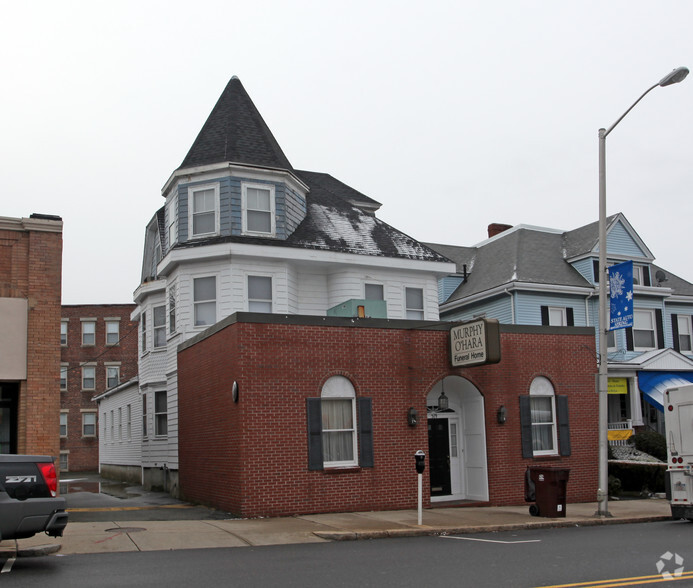 519 Broadway, Everett, MA for sale - Primary Photo - Image 1 of 1