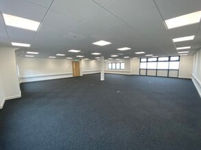 Romsey Rd, Romsey to rent Interior Photo- Image 1 of 5