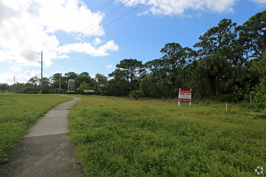 SE Federal Hwy, Hobe Sound, FL for sale - Primary Photo - Image 1 of 1