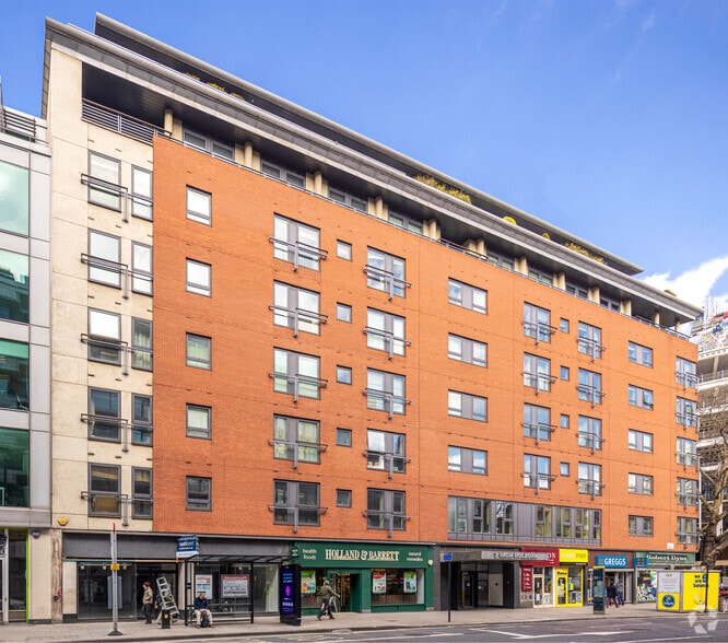 3 Gray's Inn Rd, London to rent - Building Photo - Image 3 of 4