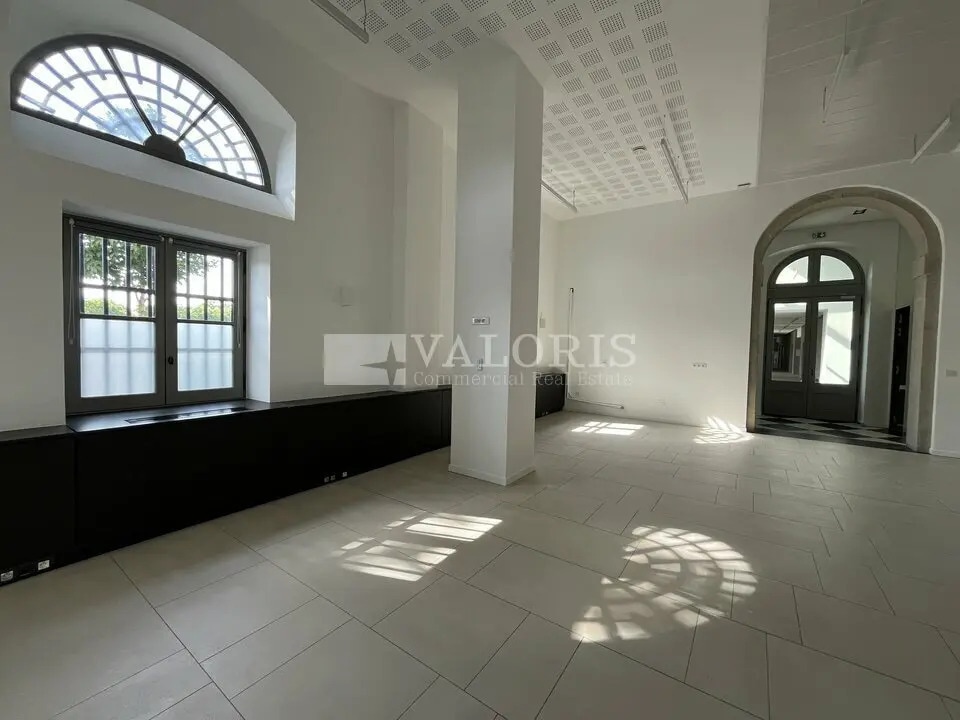 Location Bureaux 170 m² à 843 m² - Photo 1