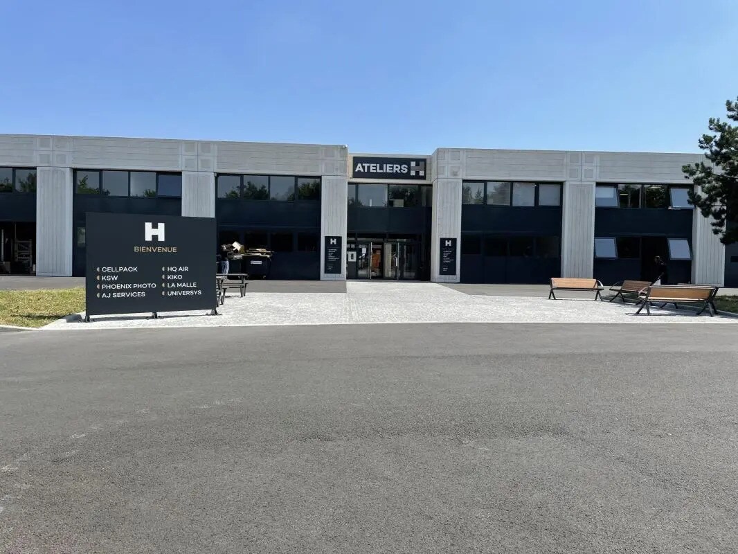 Light Industrial in Herblay-sur-Seine to rent Building Photo- Image 1 of 10