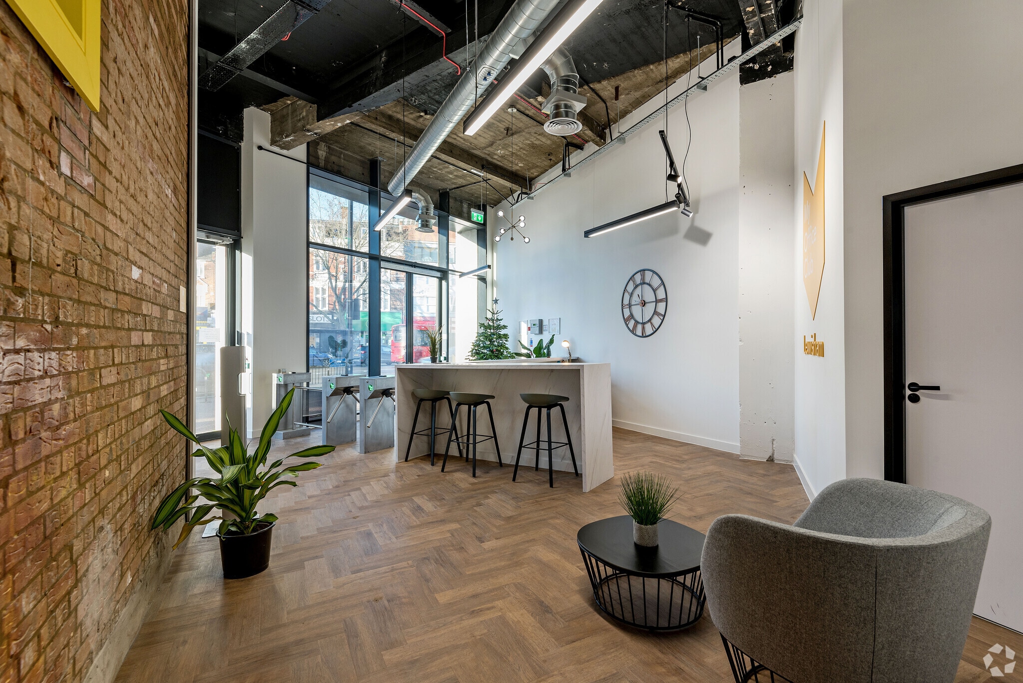 65-71 Lewisham High St, London to rent Lobby- Image 1 of 16