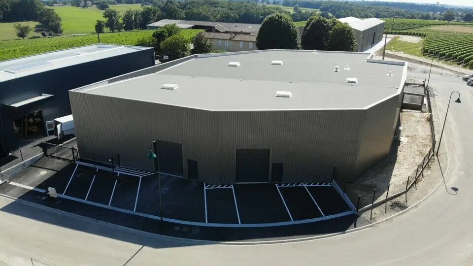 Light Industrial in Pompignac for sale - Building Photo - Image 2 of 10