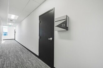 1 Lethbridge Plz, Mahwah, NJ to rent Interior Photo- Image 1 of 11