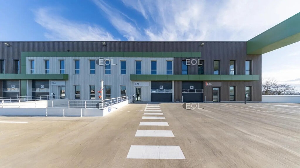 Location Local d'activités 551 m² à 4 301 m² - Photo 1