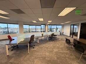 3070 Bristol St, Costa Mesa, CA to rent Interior Photo- Image 1 of 9