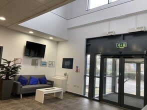 Grimbald Crag Clos, Knaresborough to rent Building Photo- Image 2 of 3