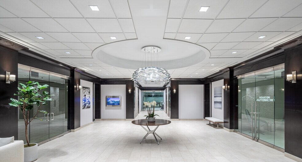 1650 Highway 6, Sugar Land, TX to rent - Interior Photo - Image 3 of 24