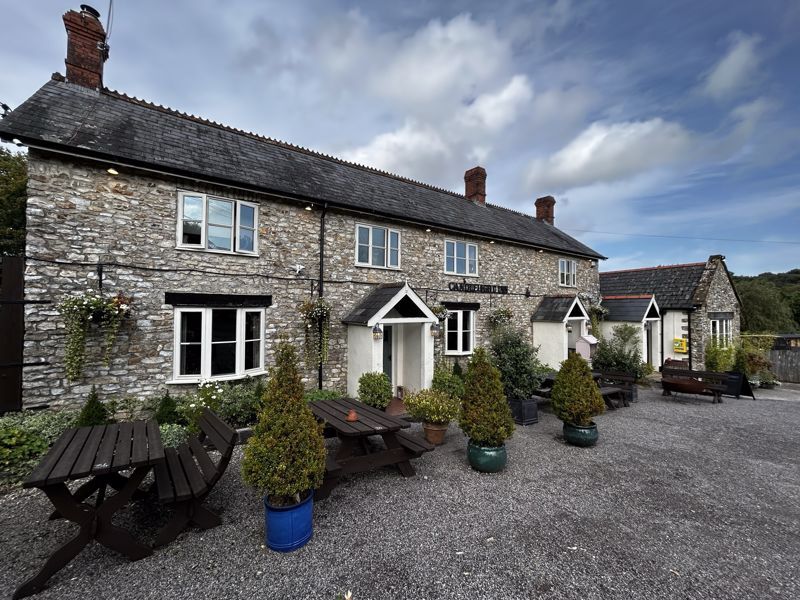 Bishopswood, Chard for sale Primary Photo- Image 1 of 1