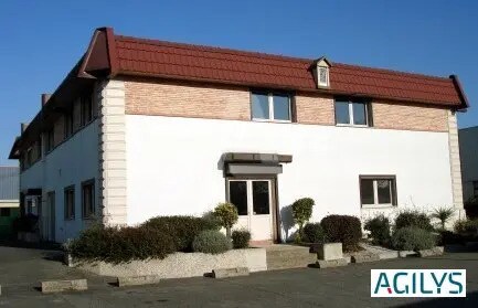 Office in Massy to rent - Building Photo - Image 1 of 1