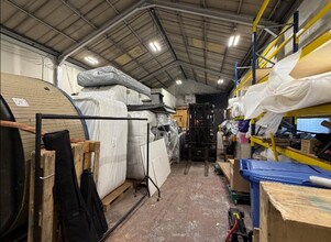 8 Trusham Rd, Exeter to rent Interior Photo- Image 2 of 5