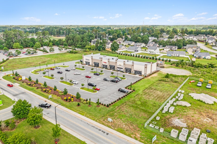 973 Strickland Bridge Rd, Fayetteville 28304 Raeford Road Center