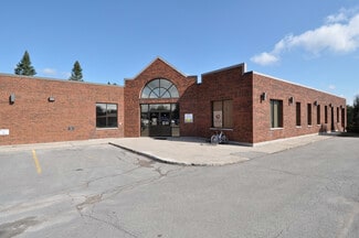 More details for 108 Angeline St, Lindsay, ON - Medical to Rent