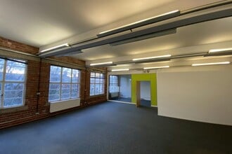 Ball St, Sheffield to rent Interior Photo- Image 1 of 5