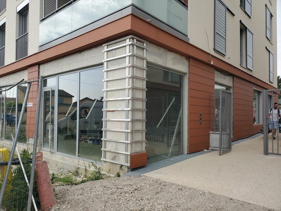 13 Rue De L'Egalite, Genas to rent Building Photo- Image 1 of 6