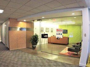 1500 Spring Garden St, Philadelphia, PA for rent Lobby- Image 1 of 7