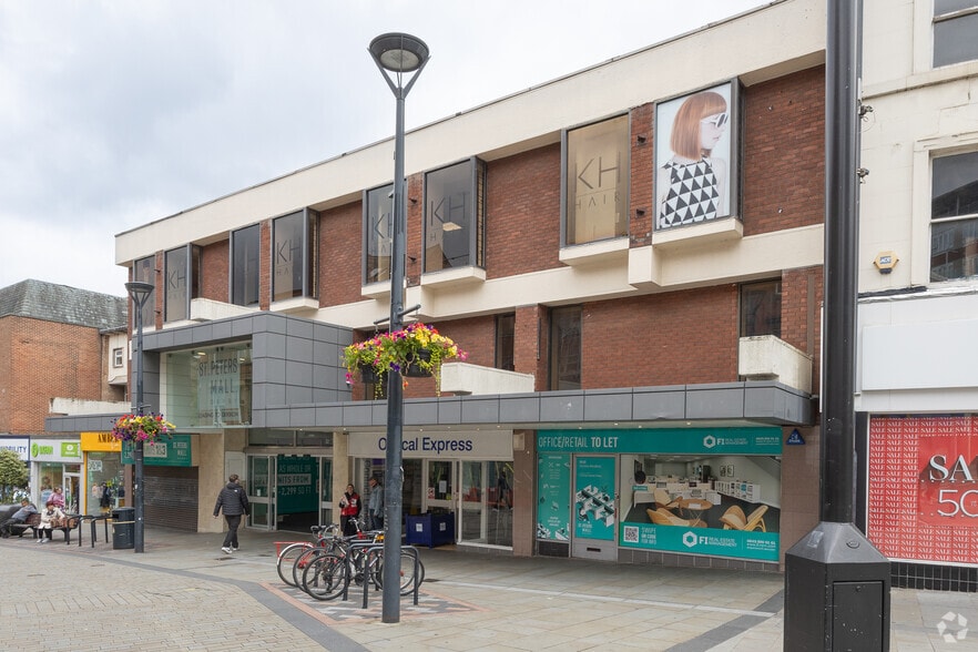 81 St. Peters St, Derby to rent - Building Photo - Image 1 of 1