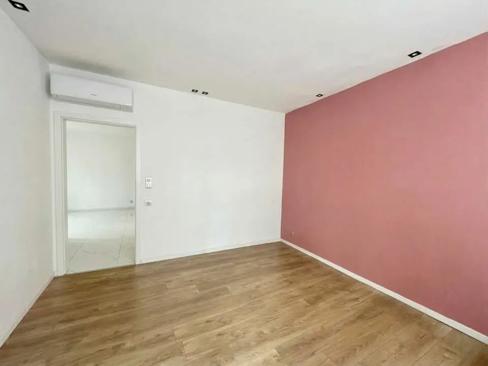 Vente Commerce 31 m² - Photo 1