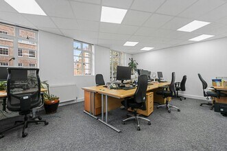 21 John St, London to rent Interior Photo- Image 1 of 3