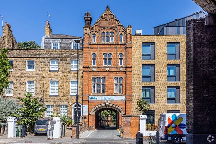 Lambeth Rd, London for sale - Primary Photo - Image 1 of 1