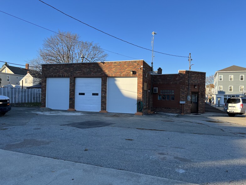 271 County St, New Bedford, MA for sale - Building Photo - Image 1 of 1