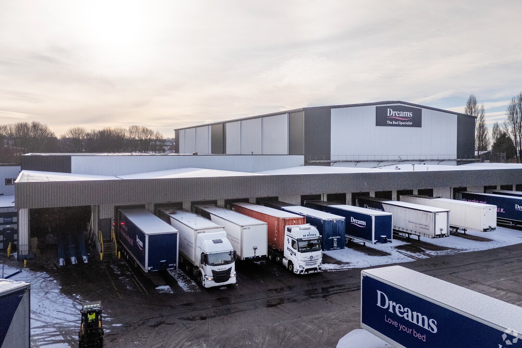 Crystal Dr, Smethwick for sale Primary Photo- Image 1 of 1