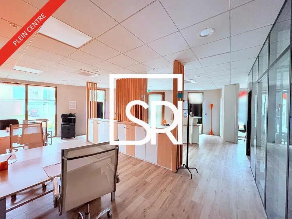 Location Bureaux 95 m² - Photo 1