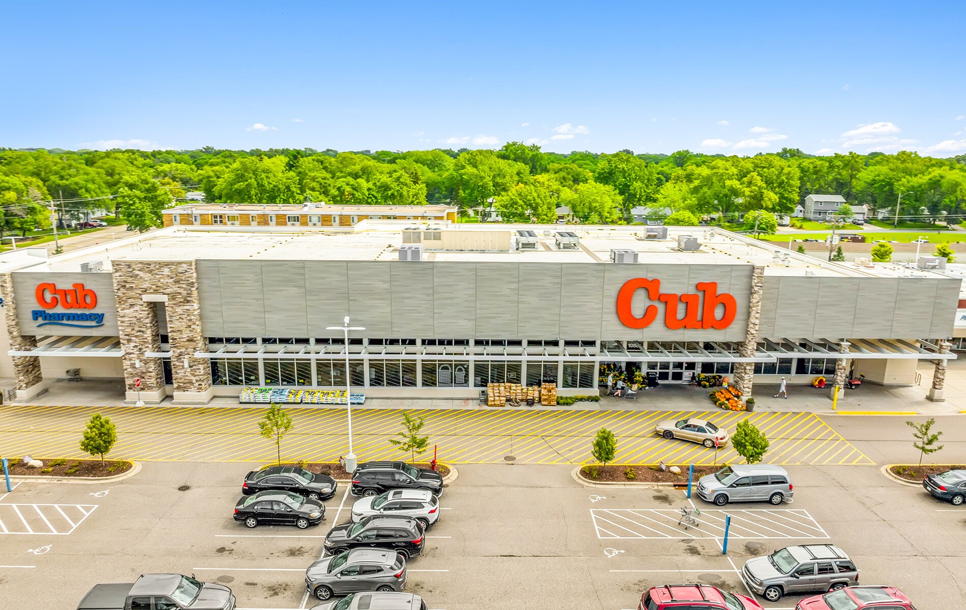 10855 University Ave NE, Blaine, MN to rent Building Photo- Image 1 of 23