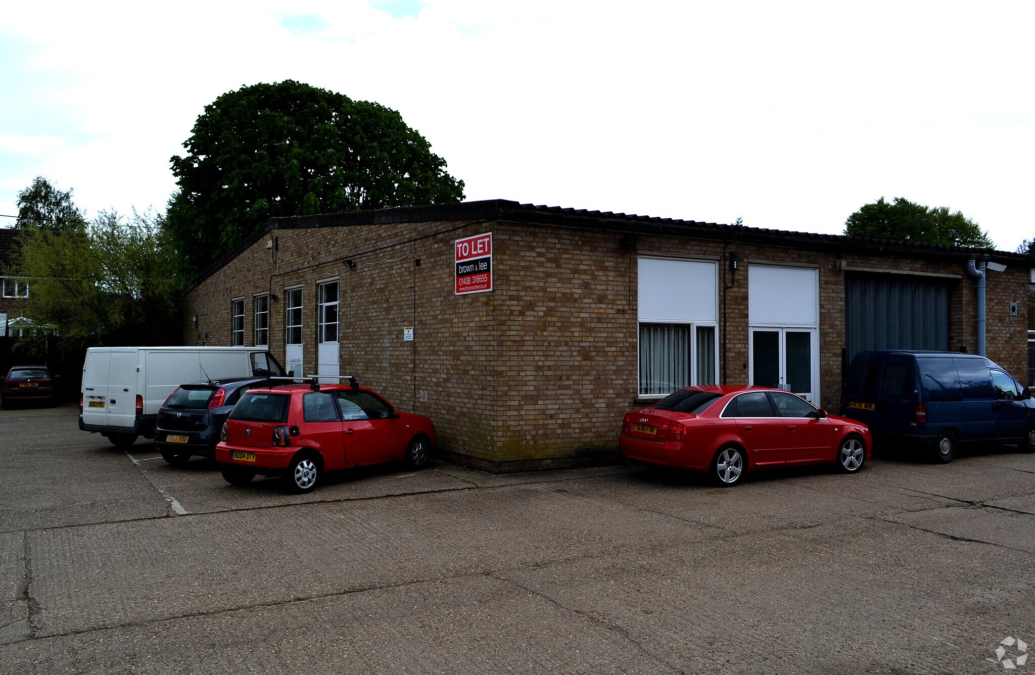 4 Old Oak Close, Arlesey for sale Primary Photo- Image 1 of 1