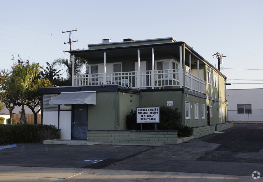 1770 Orange Ave, Costa Mesa, CA for rent - Primary Photo - Image 1 of 3