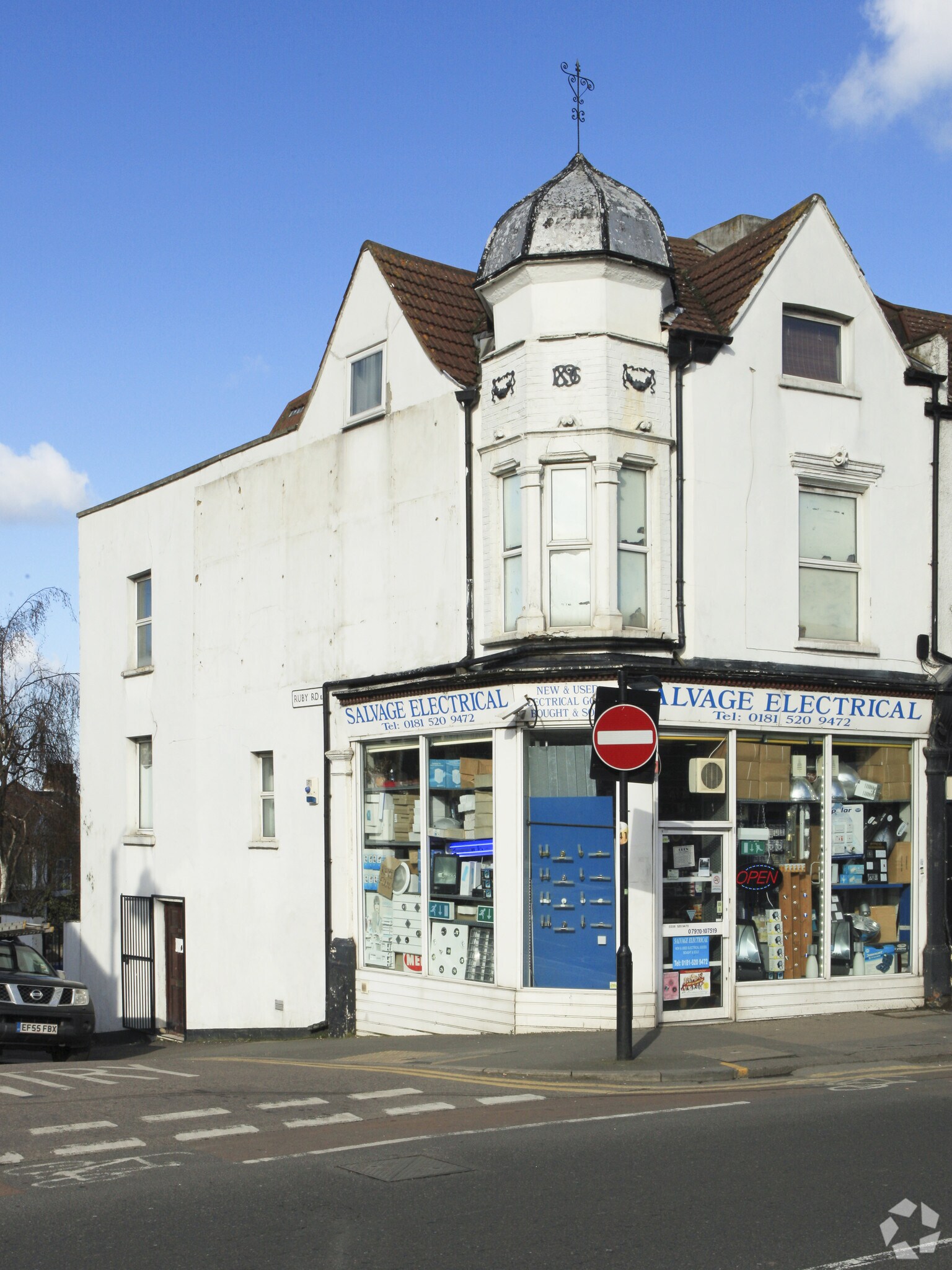 82 Hoe St, London for sale Primary Photo- Image 1 of 1