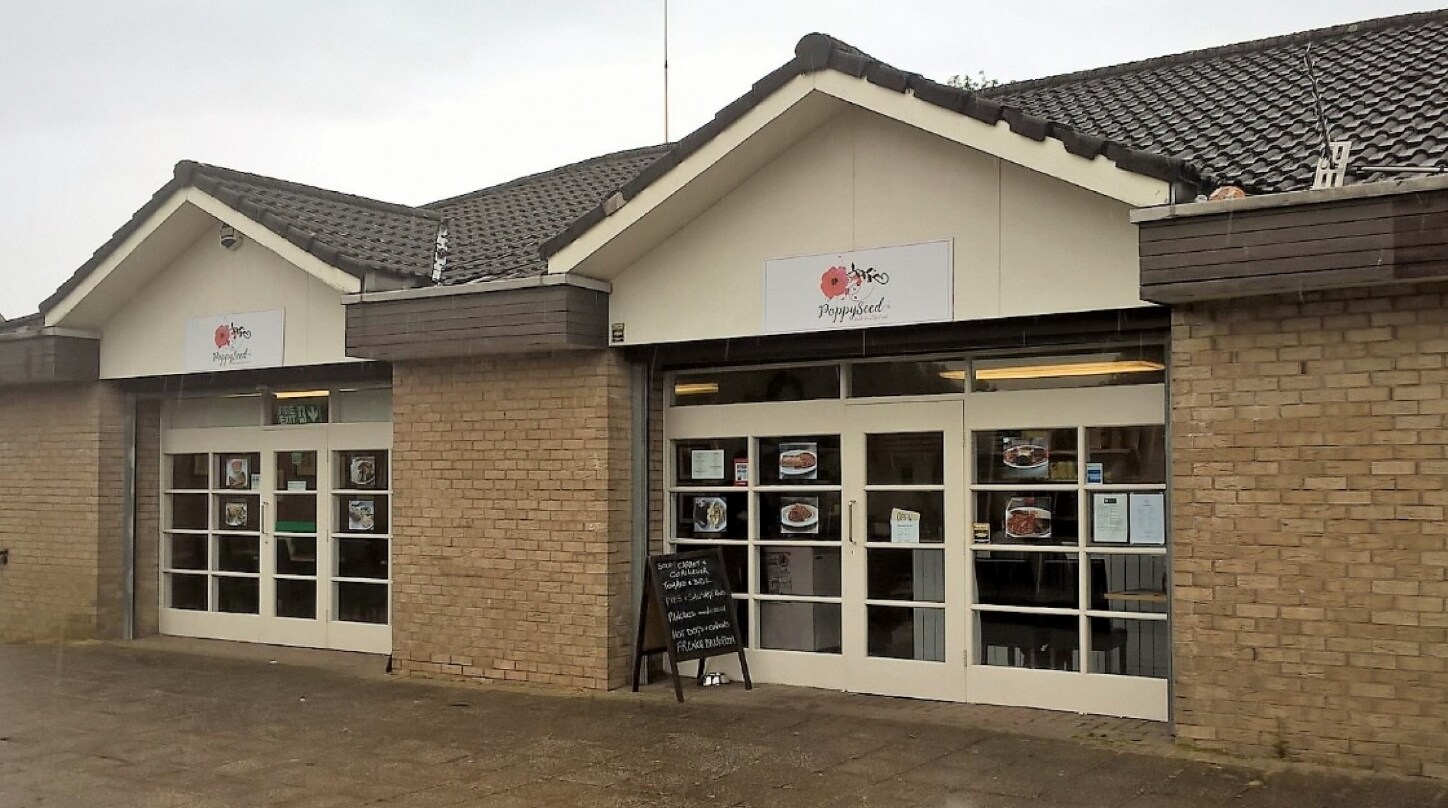 8 Ben Lawers Dr, Cumbernauld for sale Primary Photo- Image 1 of 1