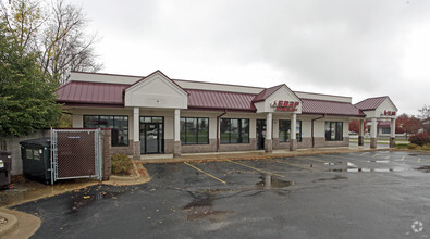 1005 S Main St, Mukwonago, WI for sale Building Photo- Image 1 of 1