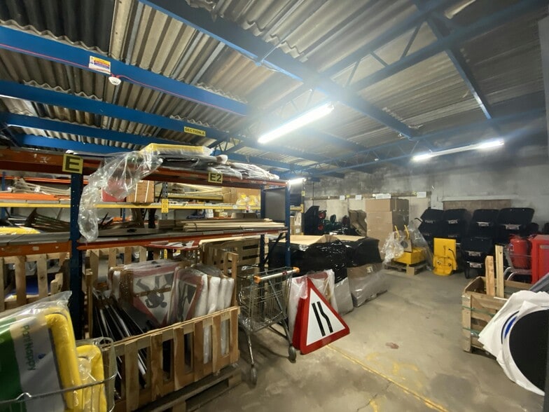 Woodhead Rd, Glasgow for sale - Interior Photo - Image 3 of 8