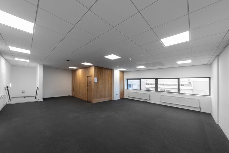 160 Bidder St, London to rent Interior Photo- Image 1 of 5