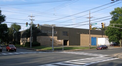 129 Commercial St, Malden, MA for rent - Building Photo - Image 1 of 12