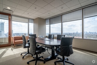 6400 Fannin St, Houston, TX to rent Interior Photo- Image 2 of 9