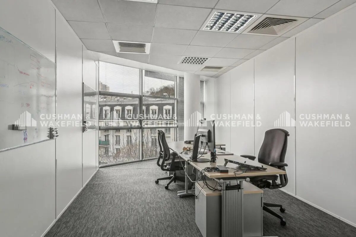 2 Rue De Paris, Meudon to rent Interior Photo- Image 1 of 6