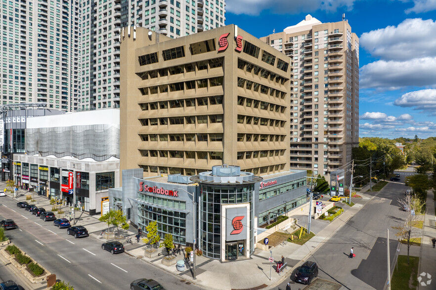 5075 Yonge St, Toronto, ON for rent - Building Photo - Image 1 of 3