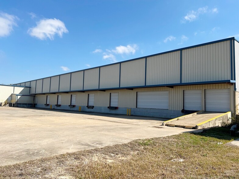 3450 Giles Rd, Gulfport, MS for rent - Building Photo - Image 1 of 4