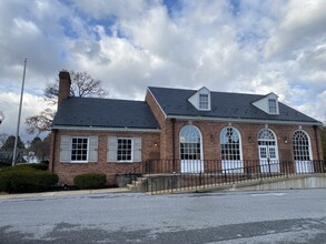 313 W Cypress St, Kennett Square, PA for rent Building Photo- Image 1 of 1